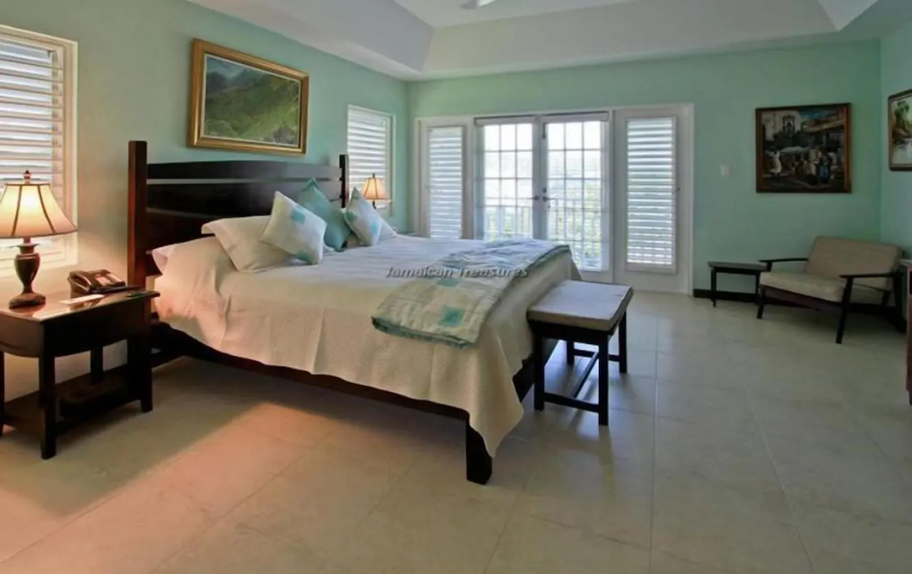 شقة Coral Cove- Beachfront 5Bedroom Villa With Private Pool ديسكفري باي جامايكا